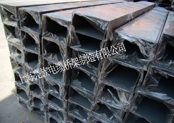 如何提高生產(chǎn)防火槽式電纜橋架自動(dòng)化強(qiáng)度？